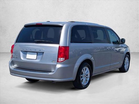 Used 2019 Dodge Grand Caravan SXT FWD image 5