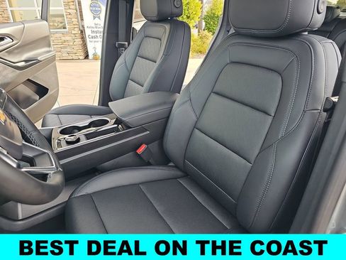 New 2026 Chevrolet Equinox LT w/ Convenience Package II FWD image 23