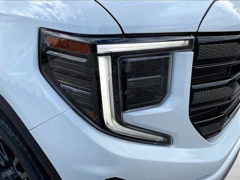 Used 2024 GMC Sierra 1500 Elevation AWD/4WD image 27