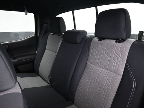 Certified 2021 Toyota Tacoma TRD Off-Road w/ Technology Package image 19