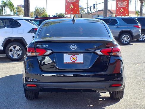 Used 2025 Nissan Versa SR w/ Trunk Package image 5