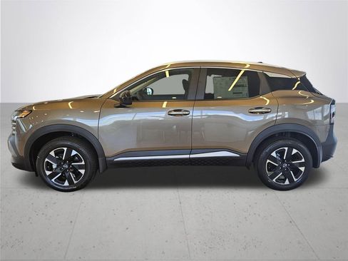 New 2026 Nissan Kicks SV w/ SV Premium Package image 11
