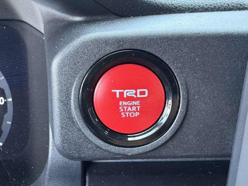Used 2025 Toyota 4Runner TRD Sport AWD/4WD image 9