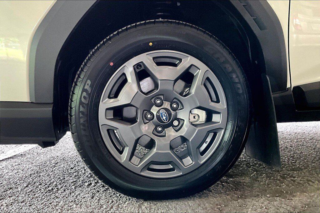 Used 2026 Subaru Outback Premium AWD/4WD image 16