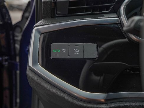 Certified 2025 Audi Q3 2.0T Premium Plus w/ Premium Plus Package image 20