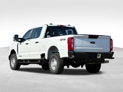 New 2026 Ford F250 XL w/ XL Off-Road Package AWD/4WD image 6