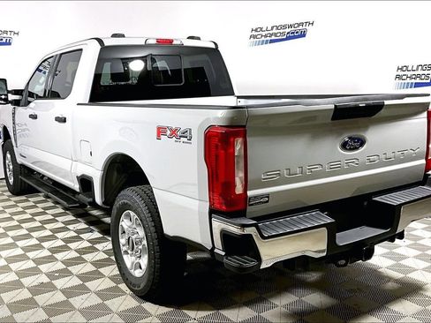 New 2026 Ford F250 XLT w/ FX4 Off-Road Package image 3