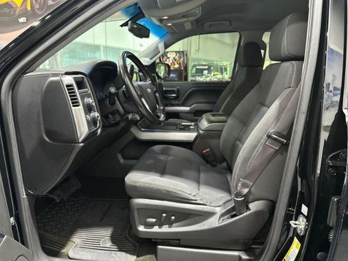 Used 2017 Chevrolet Silverado 1500 LT w/ LT Fleet Plus Package AWD/4WD image 38