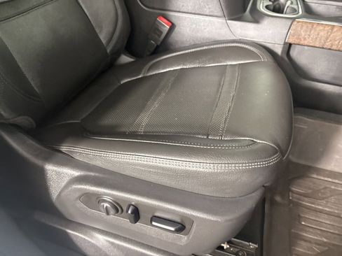 Used 2020 GMC Sierra 2500 Denali w/ Denali Ultimate Package image 31