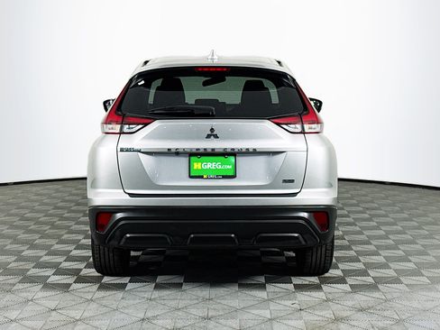 Used 2024 Mitsubishi Eclipse Cross LE AWD/4WD image 8