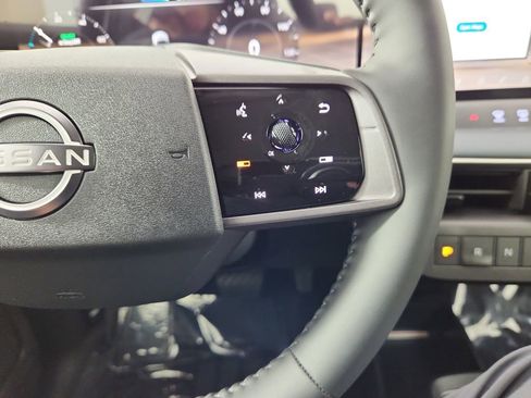 New 2026 Nissan Leaf SV+ w/ Illuminated Package image 18