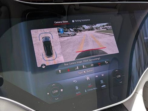 Certified 2023 Mercedes-Benz EQS 580 4MATIC SUV image 14