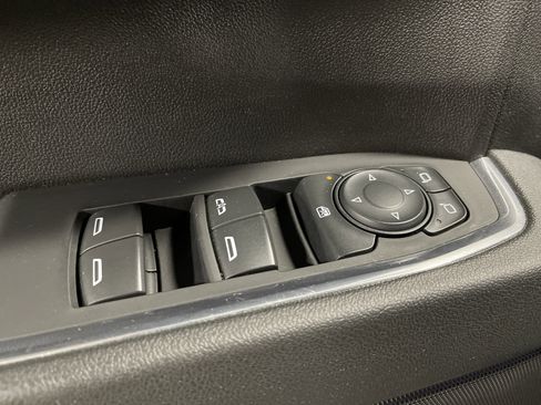 Used 2024 GMC Sierra 1500 Elevation image 10