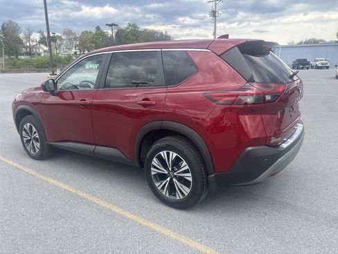 Used 2023 Nissan Rogue SV AWD/4WD image 6