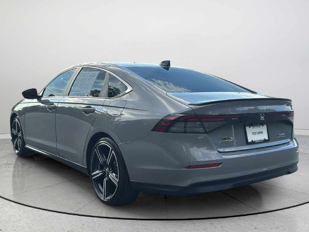 Used 2025 Honda Accord Sport image 6