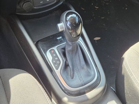 Used 2013 Kia Soul + w/ Audio Pkg FWD image 24