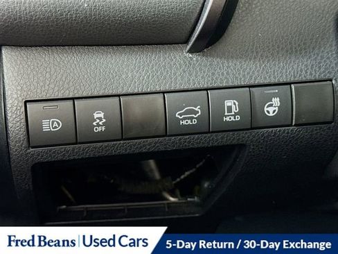 Used 2023 Toyota Camry XLE w/ Navigation Package image 11