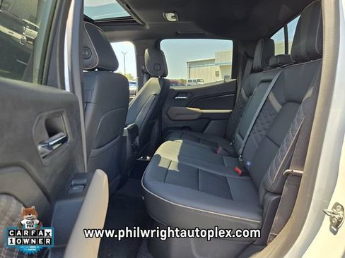 Used 2024 GMC Canyon Denali AWD/4WD image 12