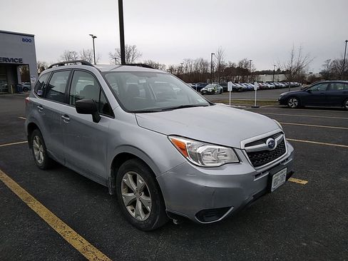 Used 2015 Subaru Forester 2.5i w/ Alloy Wheel Package image 6