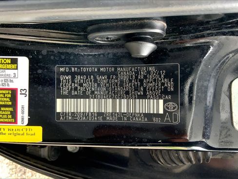 Used 2012 Toyota Corolla LE FWD image 35