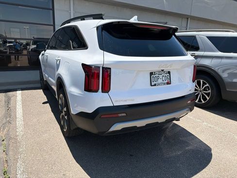 Used 2023 Kia Sorento SX Prestige AWD/4WD image 3