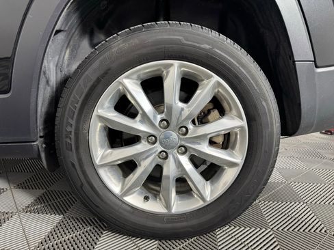 Used 2016 Jeep Cherokee Limited AWD/4WD image 42