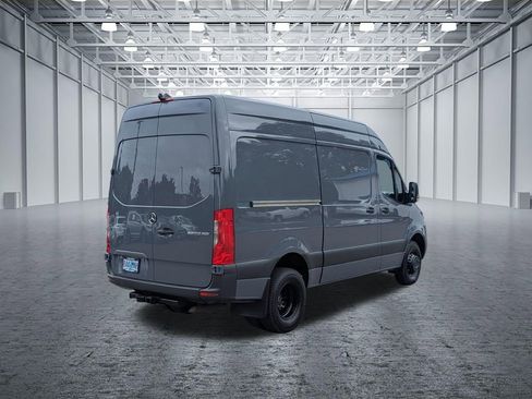 Used 2020 Mercedes-Benz Sprinter 3500 image 5
