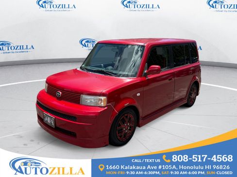 Used 2006 Scion xB FWD image 1