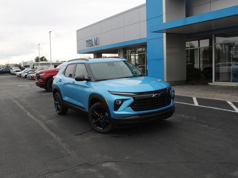 New 2026 Chevrolet TrailBlazer LT w/ Convenience Package image 2