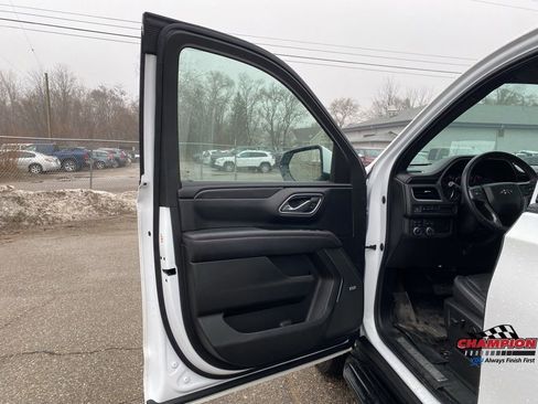 Used 2021 Chevrolet Tahoe RST image 14