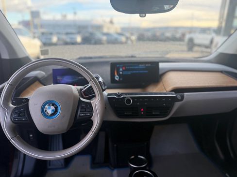 Used 2014 BMW i3 image 9