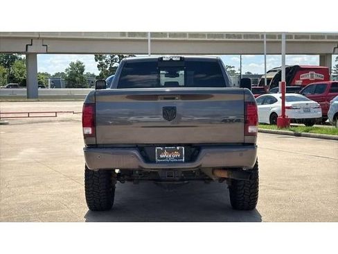 Used 2018 RAM 2500 Laramie w/ Sport Appearance Group AWD/4WD image 5