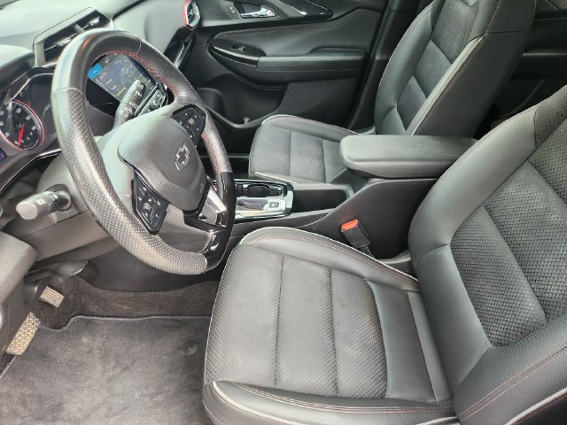 Used 2022 Chevrolet TrailBlazer RS w/ Technology Package FWD image 14