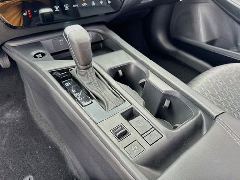 New 2027 Nissan Sentra SV w/ SV Convenience Package FWD image 14
