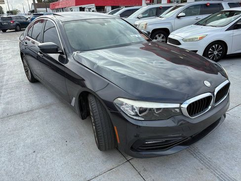 Used 2017 BMW 530i RWD image 4