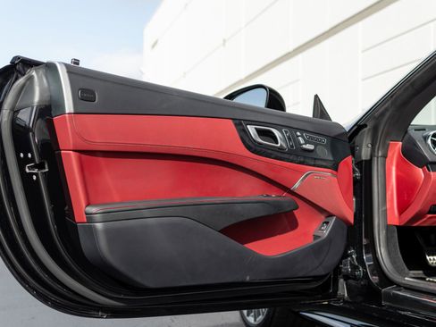 Used 2019 Mercedes-Benz SL 550 image 25