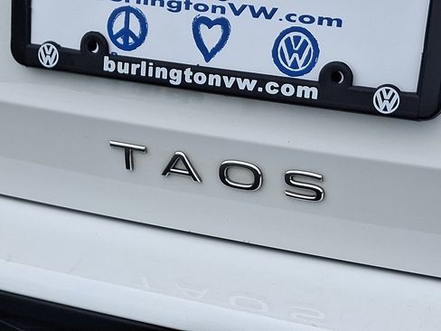 Certified 2023 Volkswagen Taos SEL AWD/4WD image 30