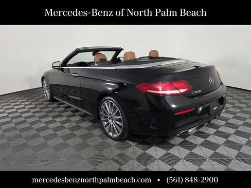 Used 2017 Mercedes-Benz C 300 Cabriolet image 4