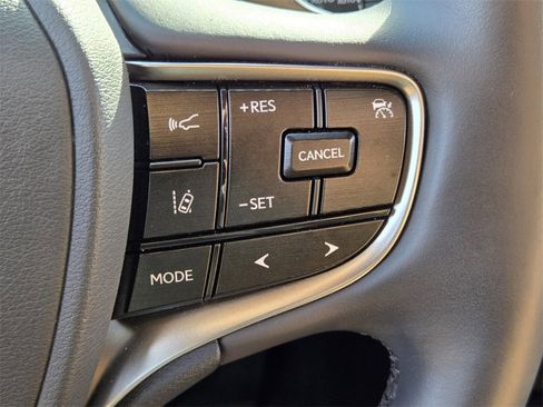 Used 2022 Lexus ES 350 w/ Premium Package image 27