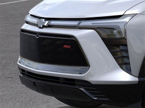New 2025 Chevrolet Blazer EV RS image 13