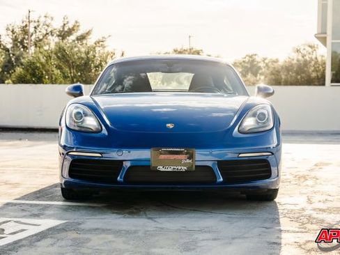 Used 2017 Porsche 718 Cayman S image 13