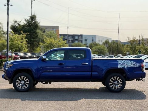 Certified 2023 Toyota Tacoma Limited AWD/4WD image 2