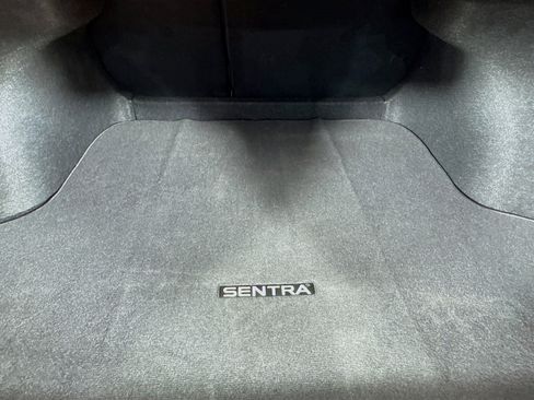 Used 2026 Nissan Sentra SR w/ Floor Mat Package FWD image 34