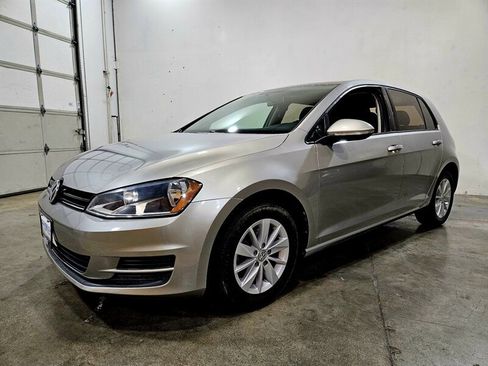 Used 2016 Volkswagen Golf S FWD image 9