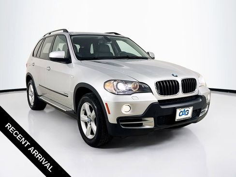 Used 2010 BMW X5 xDrive30i AWD/4WD image 1