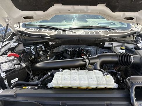 Used 2025 Ford F150 Lariat w/ Equipment Group 502A High AWD/4WD image 25