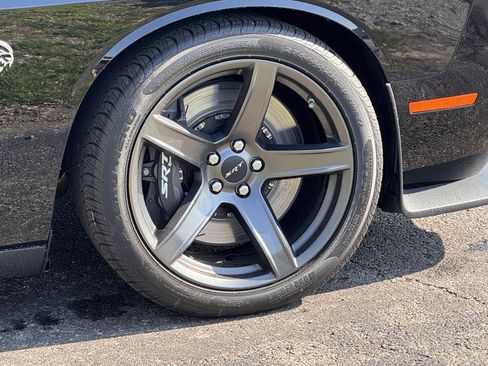 Used 2023 Dodge Challenger SRT Hellcat image 8