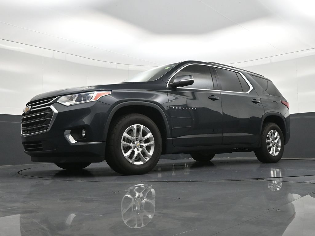 Used 2021 Chevrolet Traverse LT FWD image 25