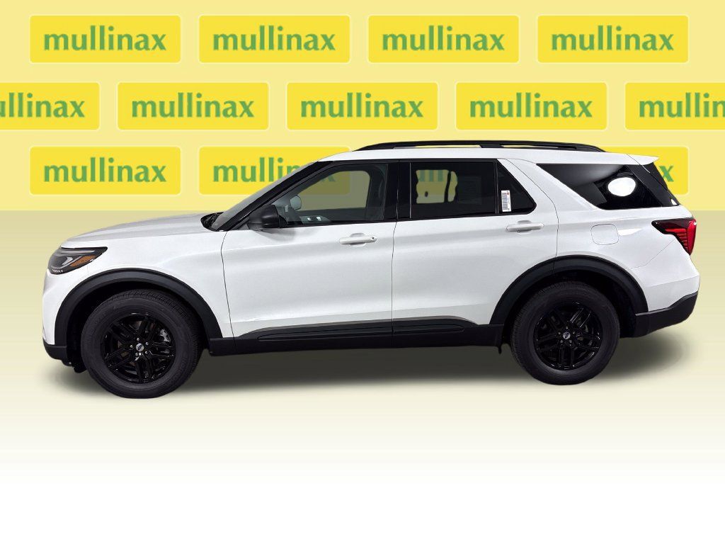 New 2027 Ford Explorer Active w/ Active Comfort Package RWD image 10