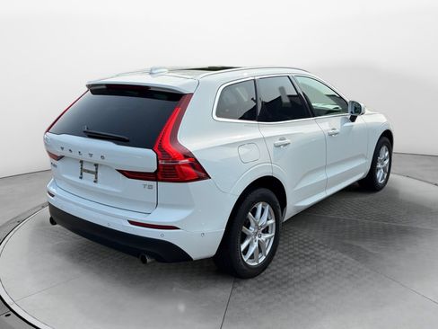 Used 2019 Volvo XC60 T5 Momentum w/ Premium Package FWD image 7